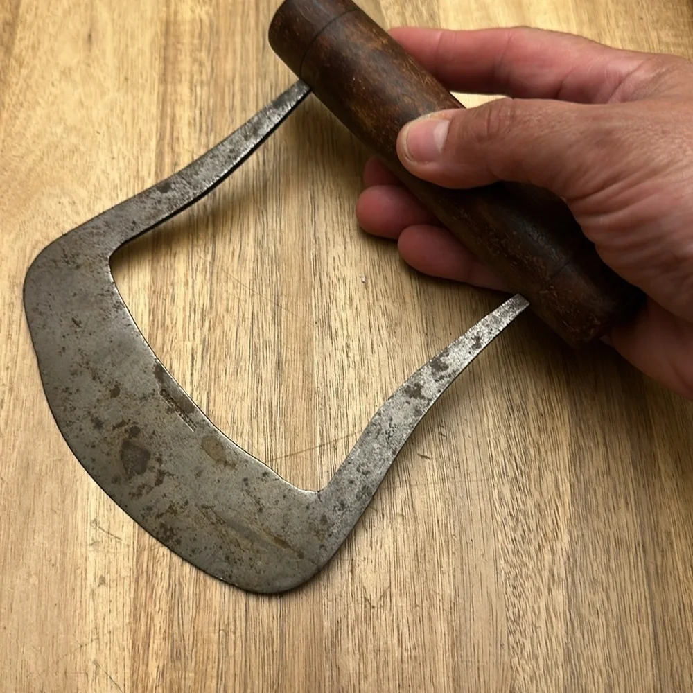 ANTIQUE FOOD CHOPPER
